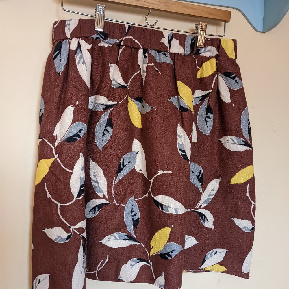 Boden A-Line Skirt - Sz 10R - like new condition - w/pockets